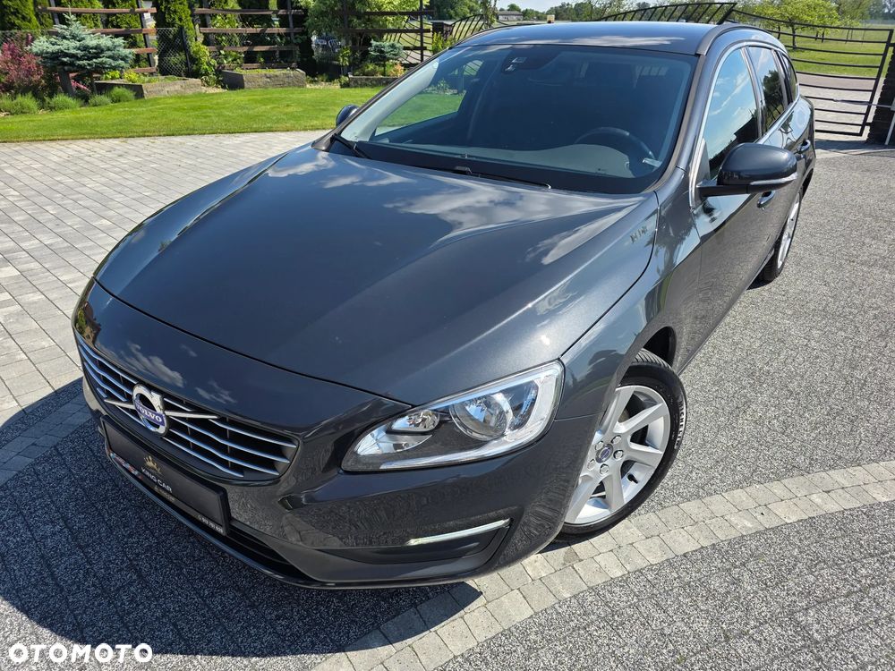 Volvo V60 D4 Geartronic Momentum - 9