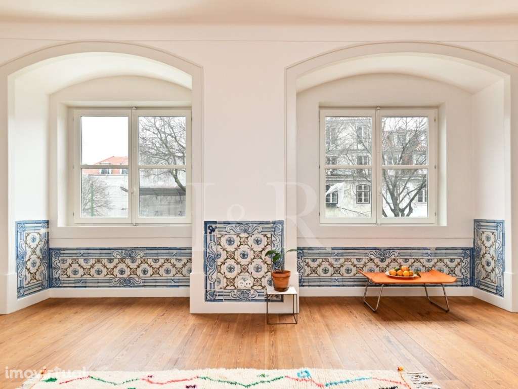 Apartamento T3 renovado no centro histórico de Lisboa - Grande imagem: 2/34