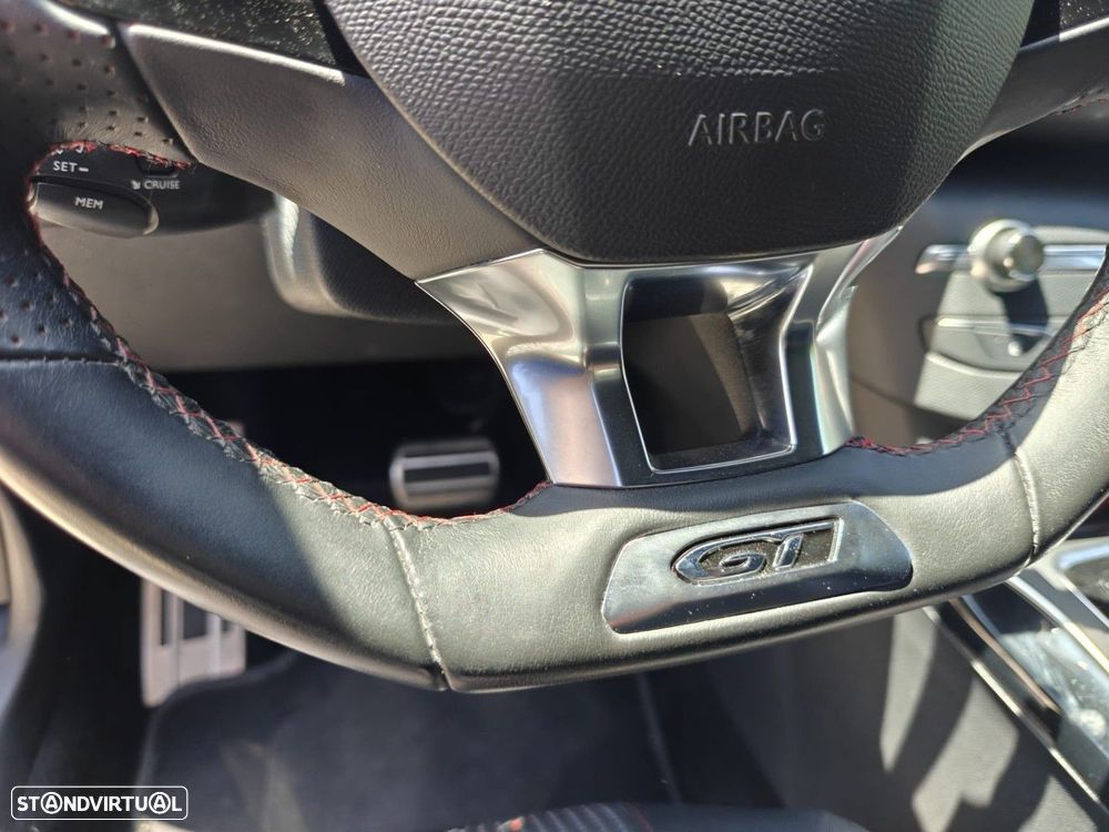 Peugeot 308 SW 1.5 BlueHDi GT EAT8 - 18