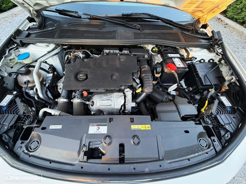 Peugeot 308 BlueHDi FAP 130 Stop & Start Allure Pack - 27
