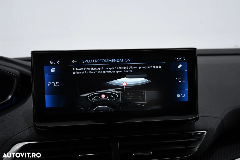 Peugeot 3008 1.2 PureTech Turbo S&S EAT6 Allure - 27