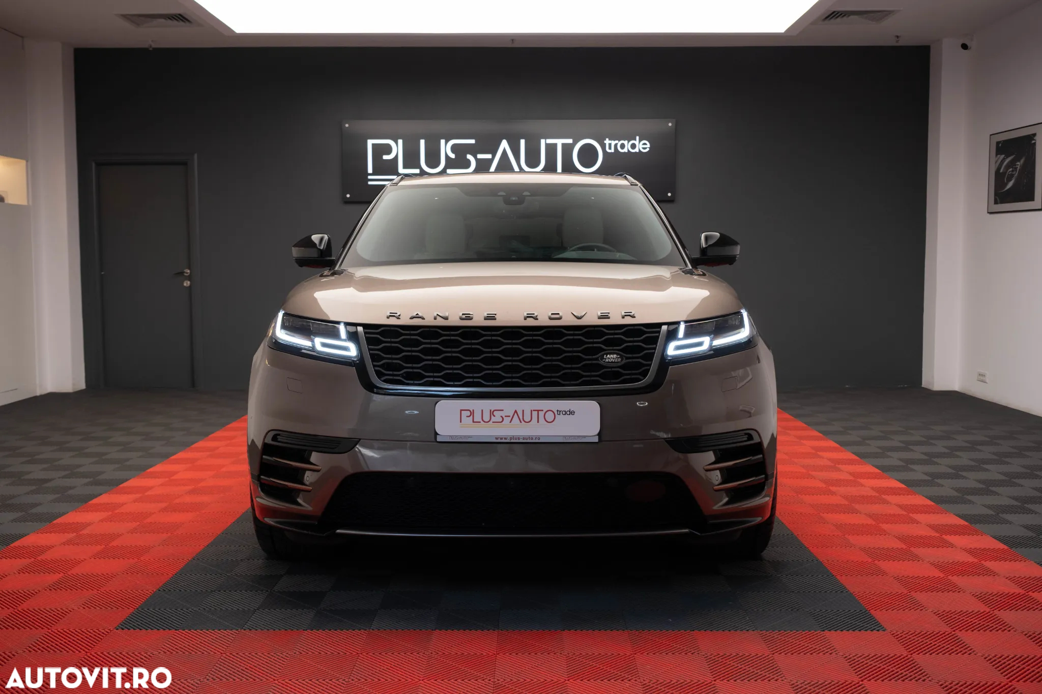 Land Rover Range Rover Velar 2.0 R-Dynamic - 3