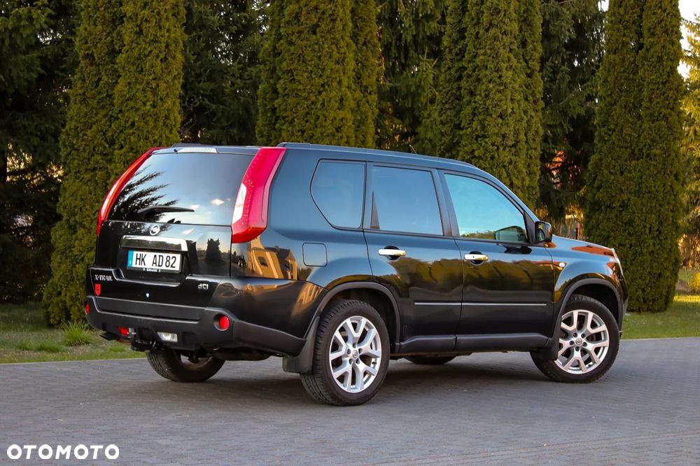 Nissan X-Trail 2.0 dCi 4x4 DPF Platinum - 17