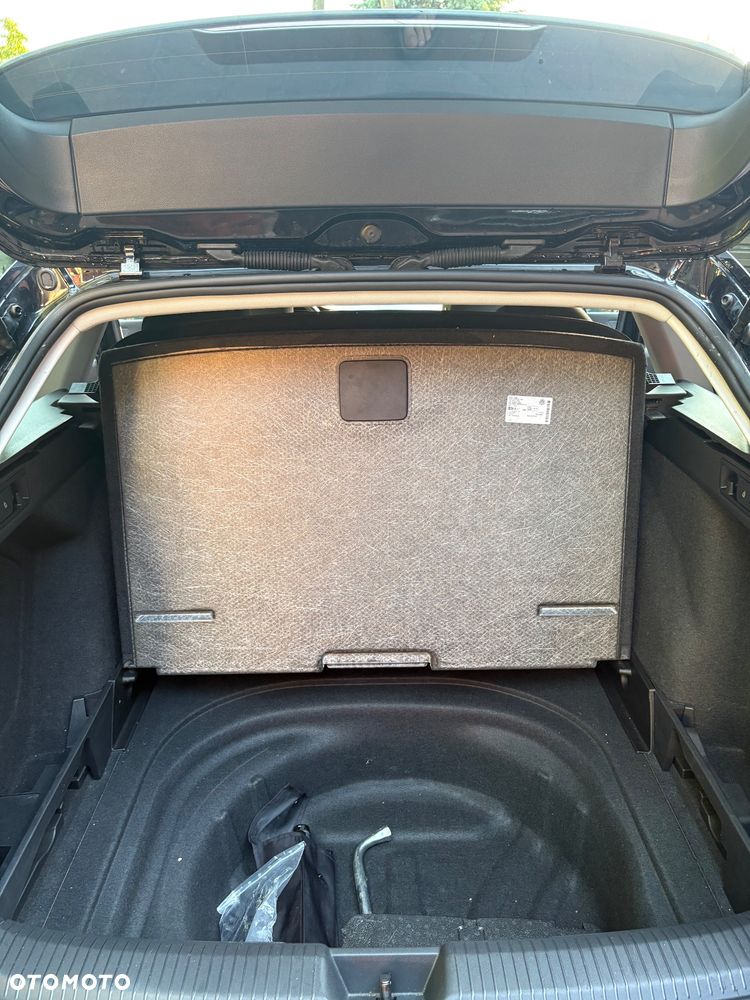 Volkswagen Golf ver-2-0-tdi-scr-dsg-style - 15
