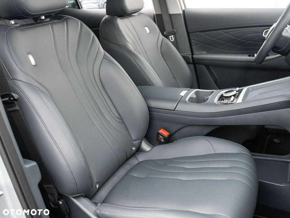 Geely Starray EM-i 1.5 PHEV Pro - 28