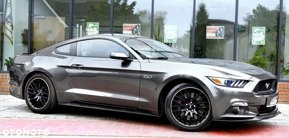 Ford Mustang - 6