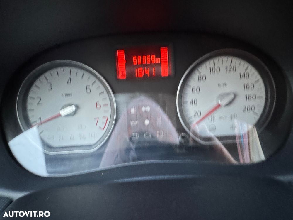 Dacia Logan MCV 1.4 MPI Preference - 15