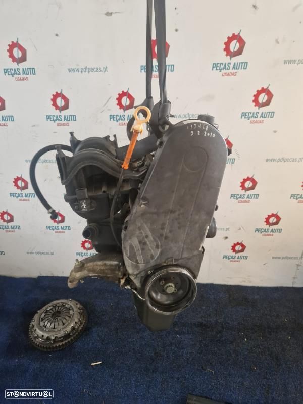 Motor Combustão Volkswagen Polo (6N2) - 1