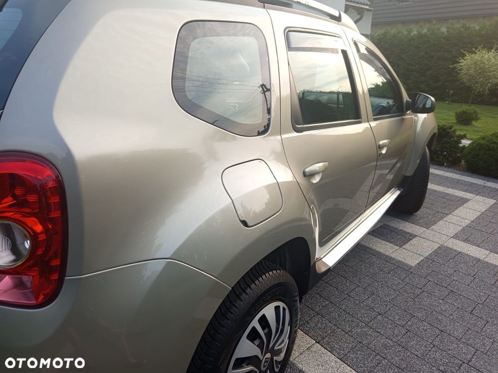Dacia Duster 1.6 16V 4x2 Laureate - 8
