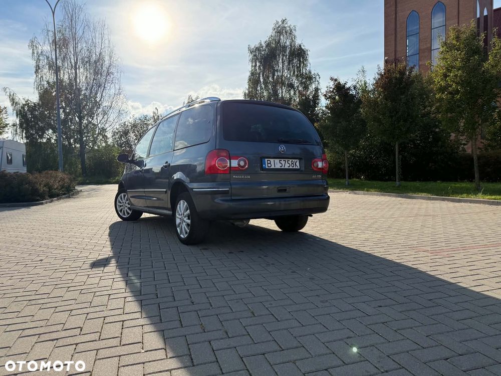 Volkswagen Sharan - 15