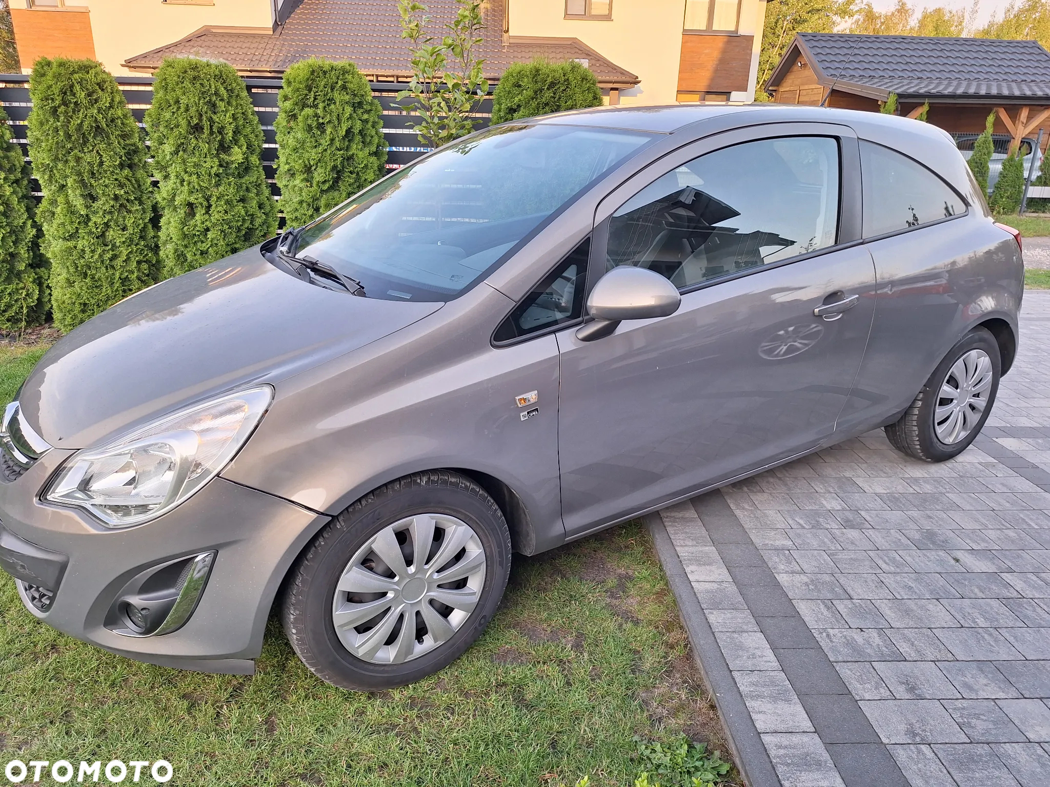 Opel Corsa 1.4 16V 150 Jahre - 5
