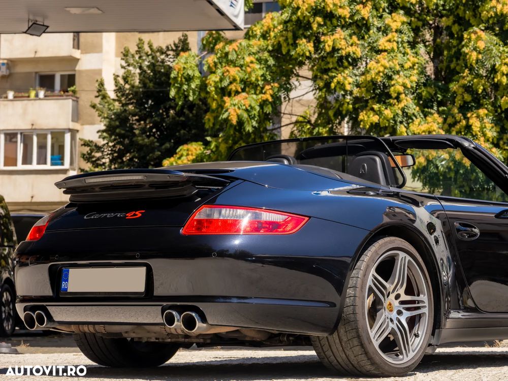Porsche 911 Carrera 4 S Cabrio - 14
