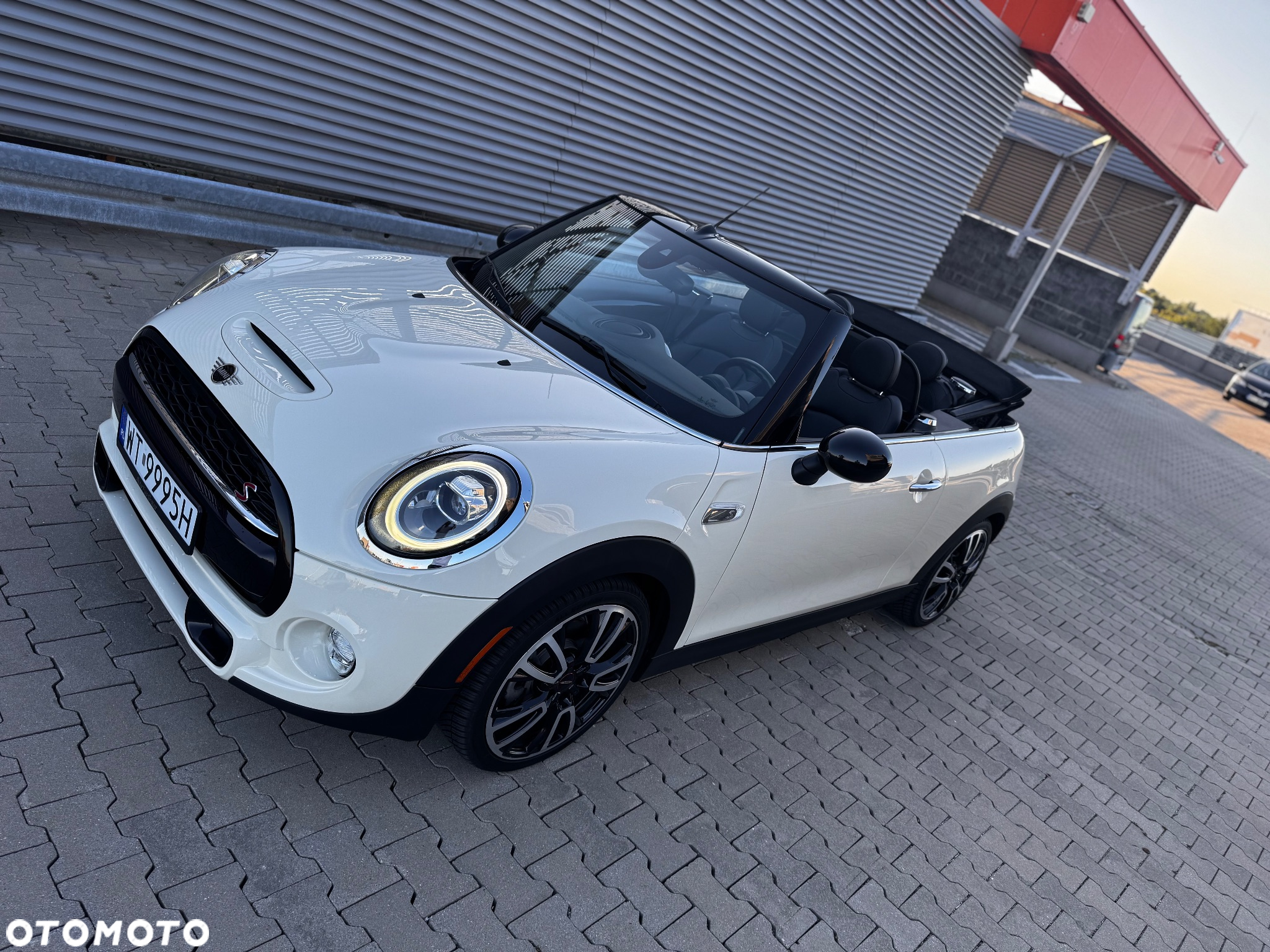 MINI Cooper S Cabrio - 21
