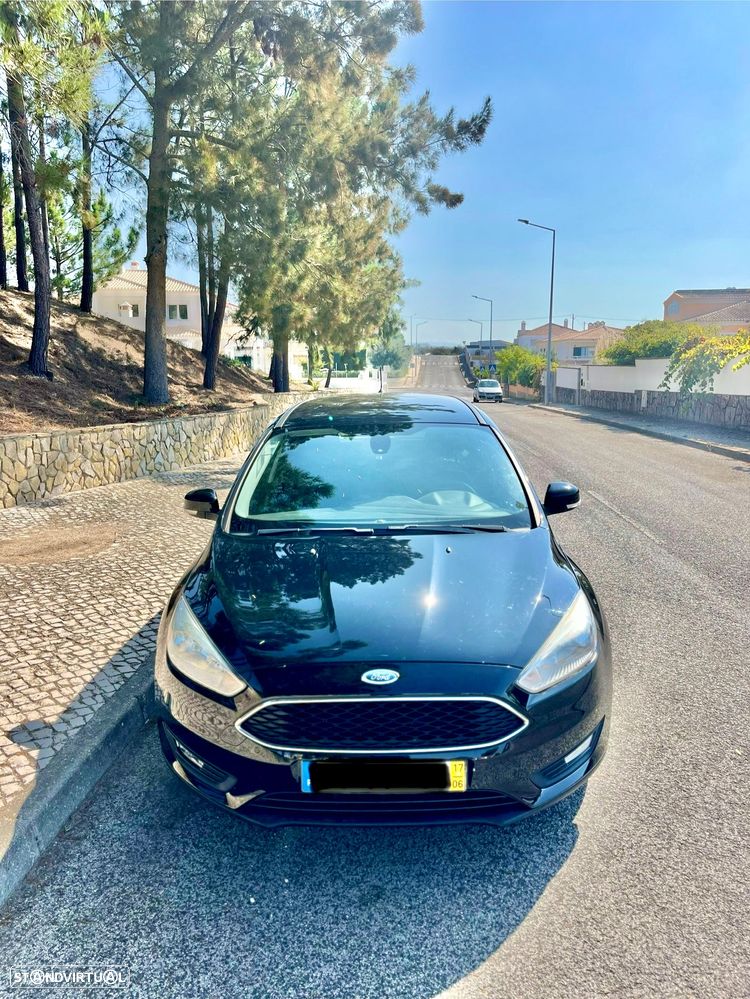 Ford Focus SW 1.0 EcoBoost ST-Line - 2