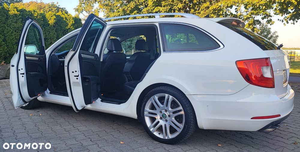 Skoda Superb 2.0 TDI Comfort 4x4 - 12