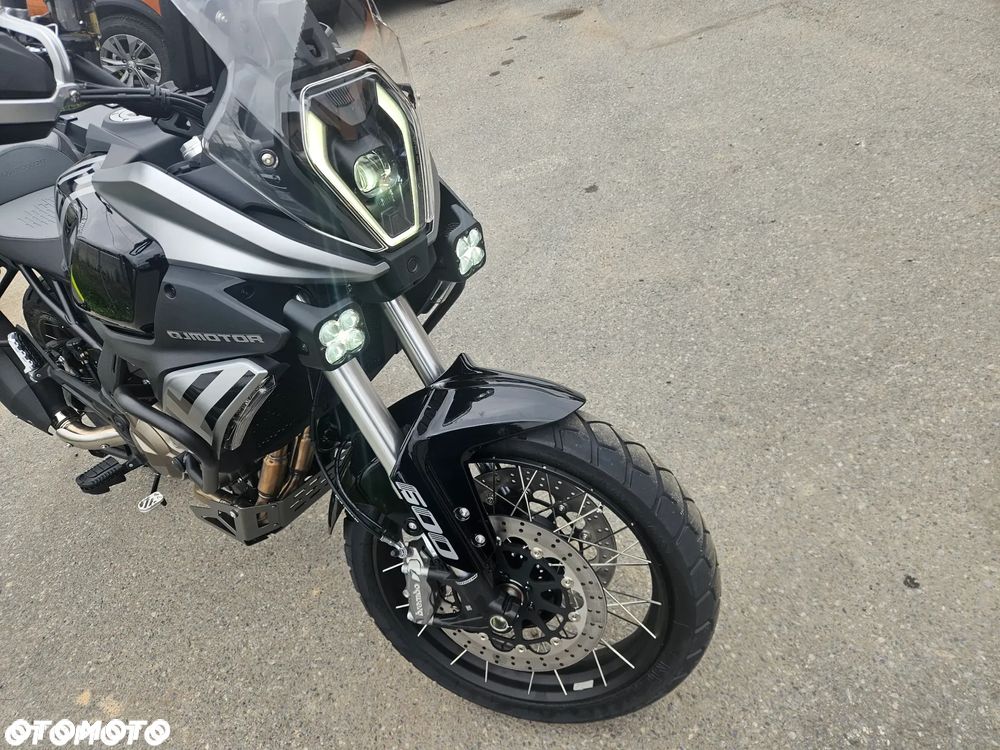 QJMOTOR SRT 600SX - 15