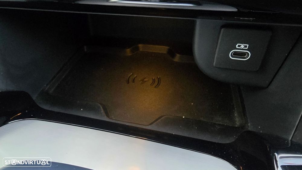 Land Rover Discovery Sport - 58