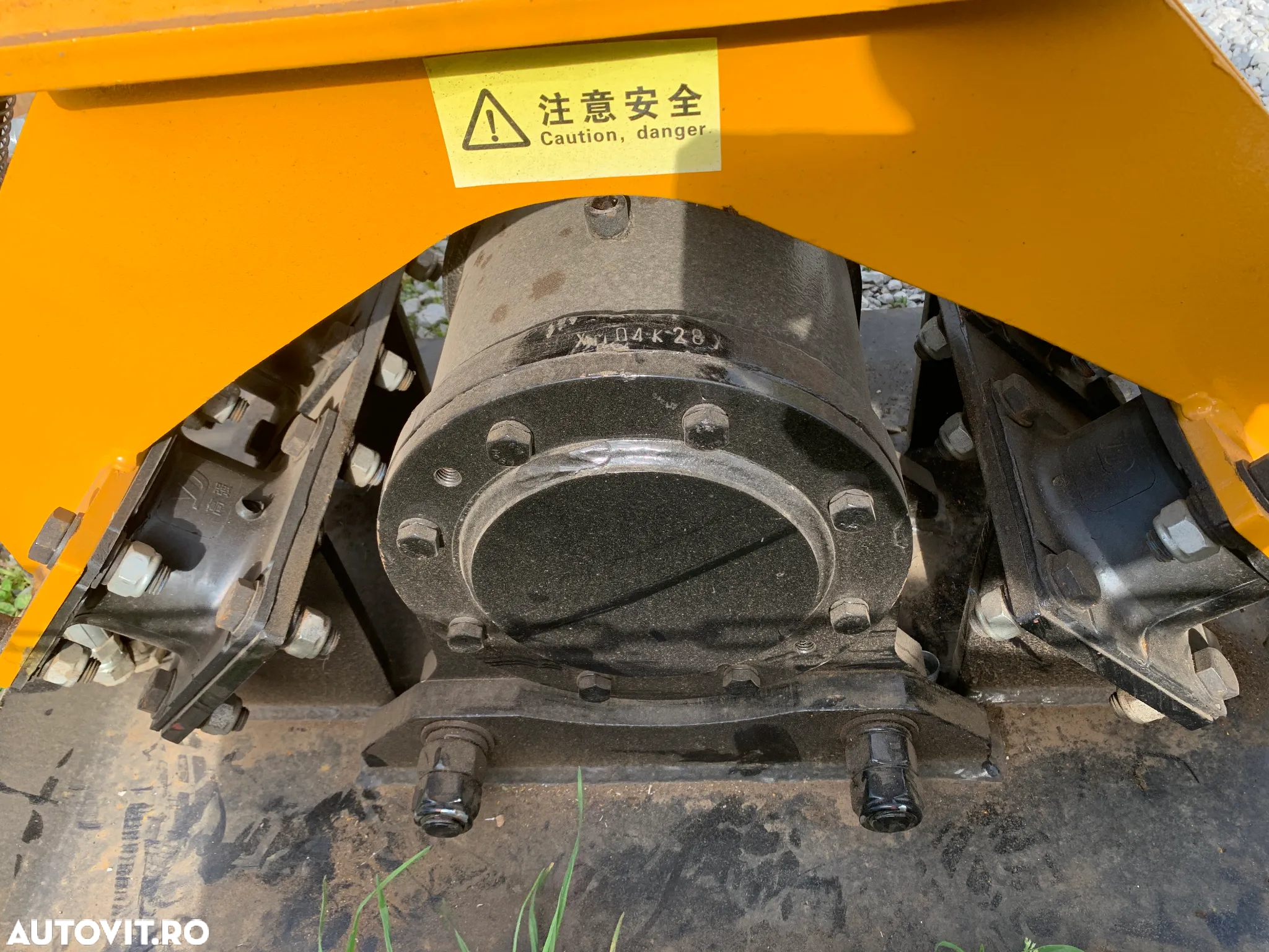 Placa Vibranta Noua Model BLK-04, Ptr.Buldoexcavator Si Excavtoare De La 4 La 7 Tone - 8
