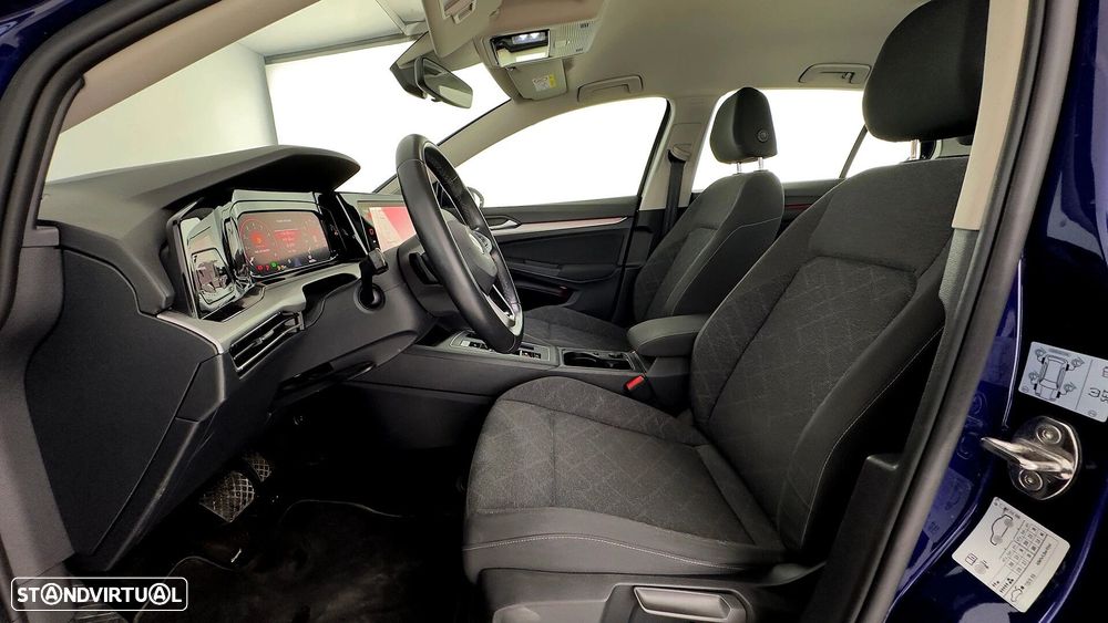 VW Golf 1.0 eTSI Life DSG - 23