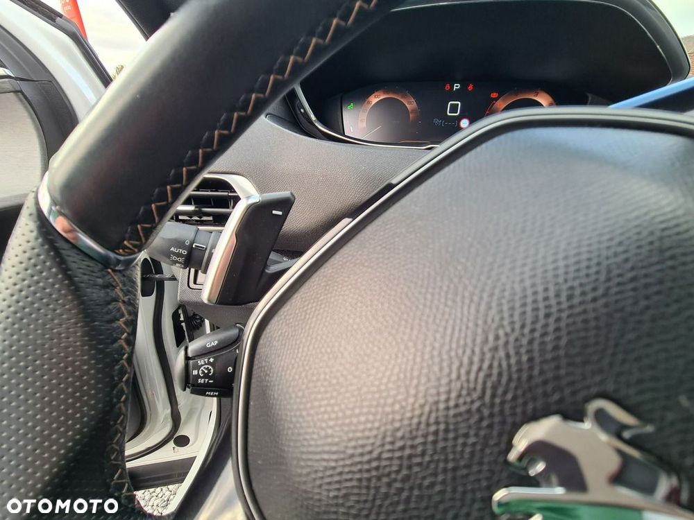 Peugeot 3008 2.0 BlueHDi GT S&S EAT6 - 28