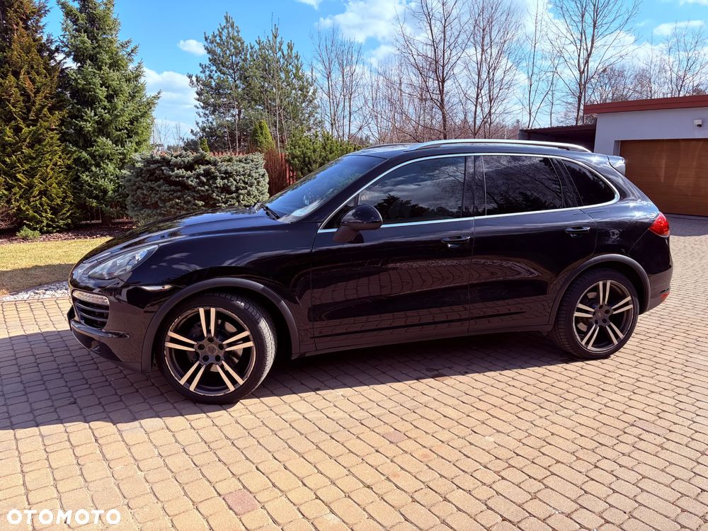 Porsche Cayenne - 25