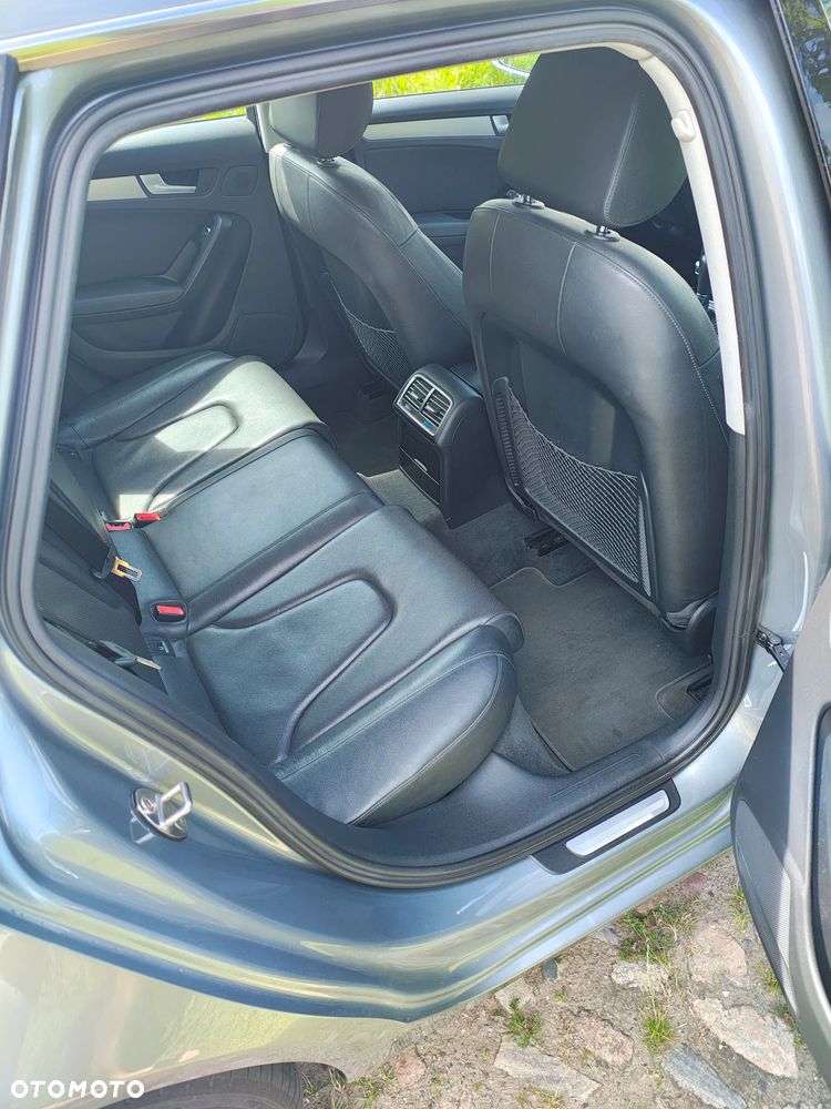 Audi A4 Avant 2.0 TDI Multitronic - 9