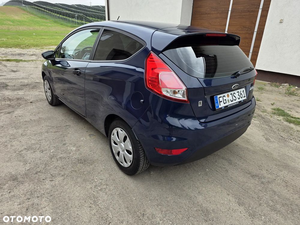 Ford Fiesta 1.25 Ambiente - 25