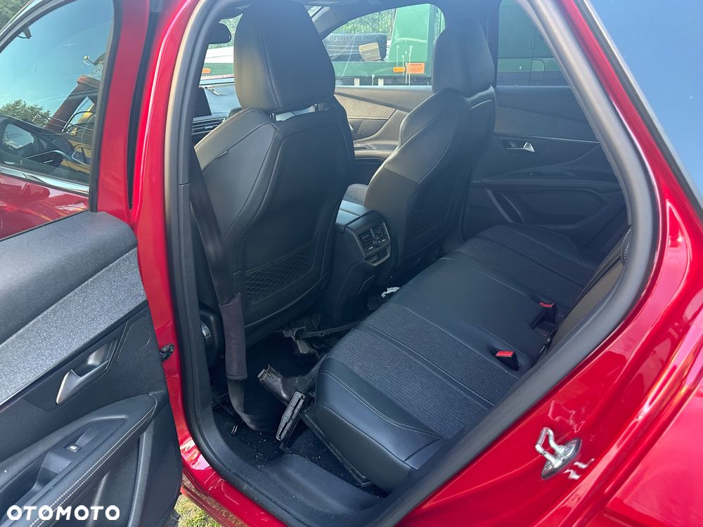 Peugeot 3008 BlueHDi 130 Stop & Start EAT8 GT Pack - 10