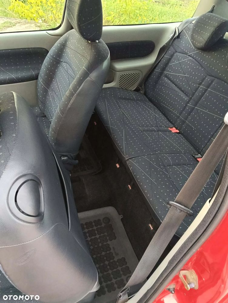 Renault Clio 1.4 Extreme - 10