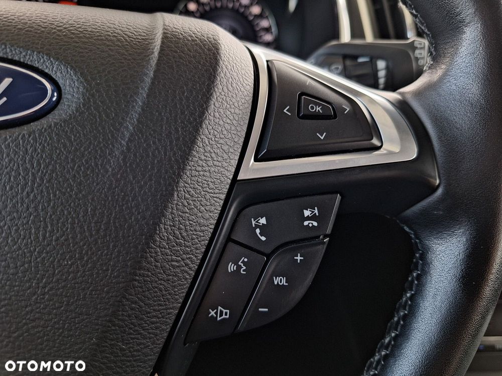 Ford S-Max 2.5 Hybrid Titanium CVT 7os - 40