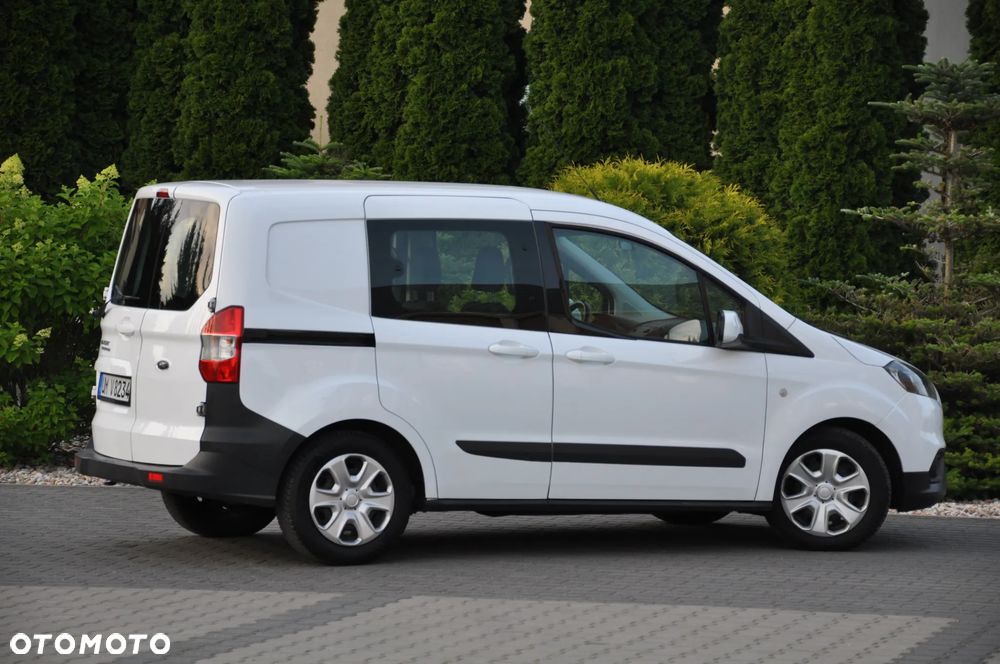 Ford Transit Courier Basis - 12