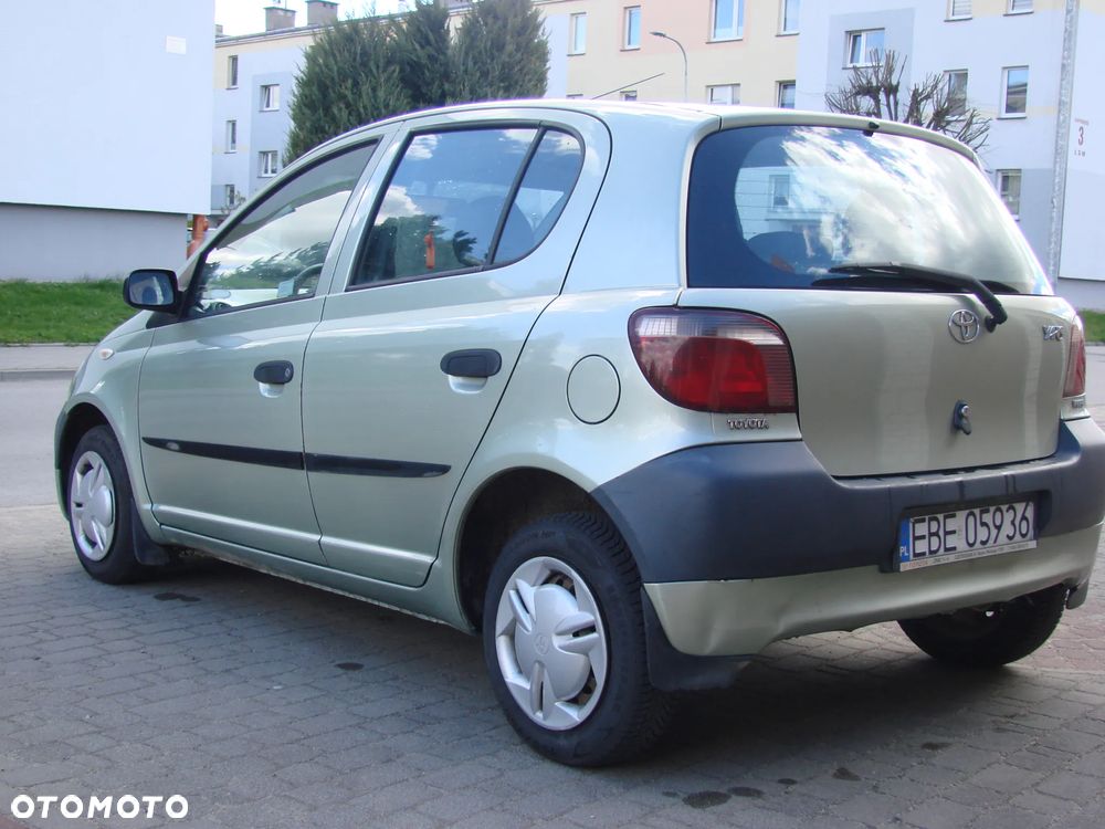 Toyota Yaris - 3