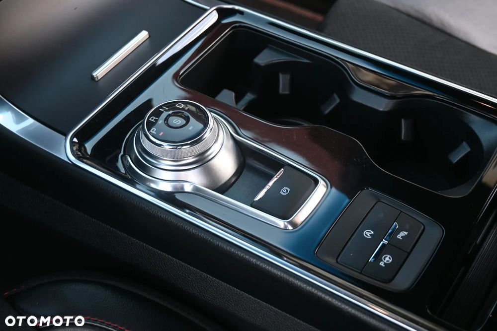 Ford Edge 2.0 EcoBlue Bi-Turbo 4x4 ST-LINE - 39