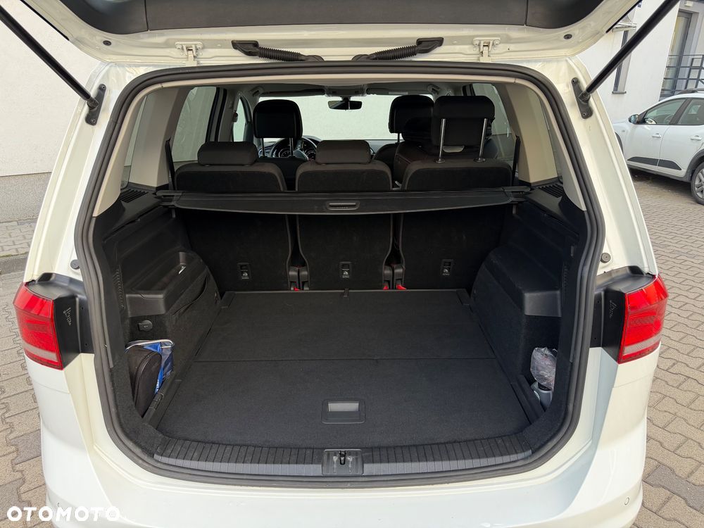 Volkswagen Touran 1.4 TSI BMT Comfortline - 8