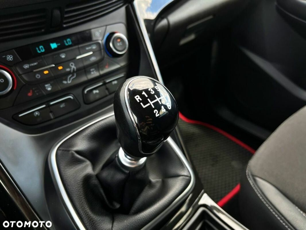 Ford Kuga 1.5 EcoBoost FWD Titanium ASS - 27