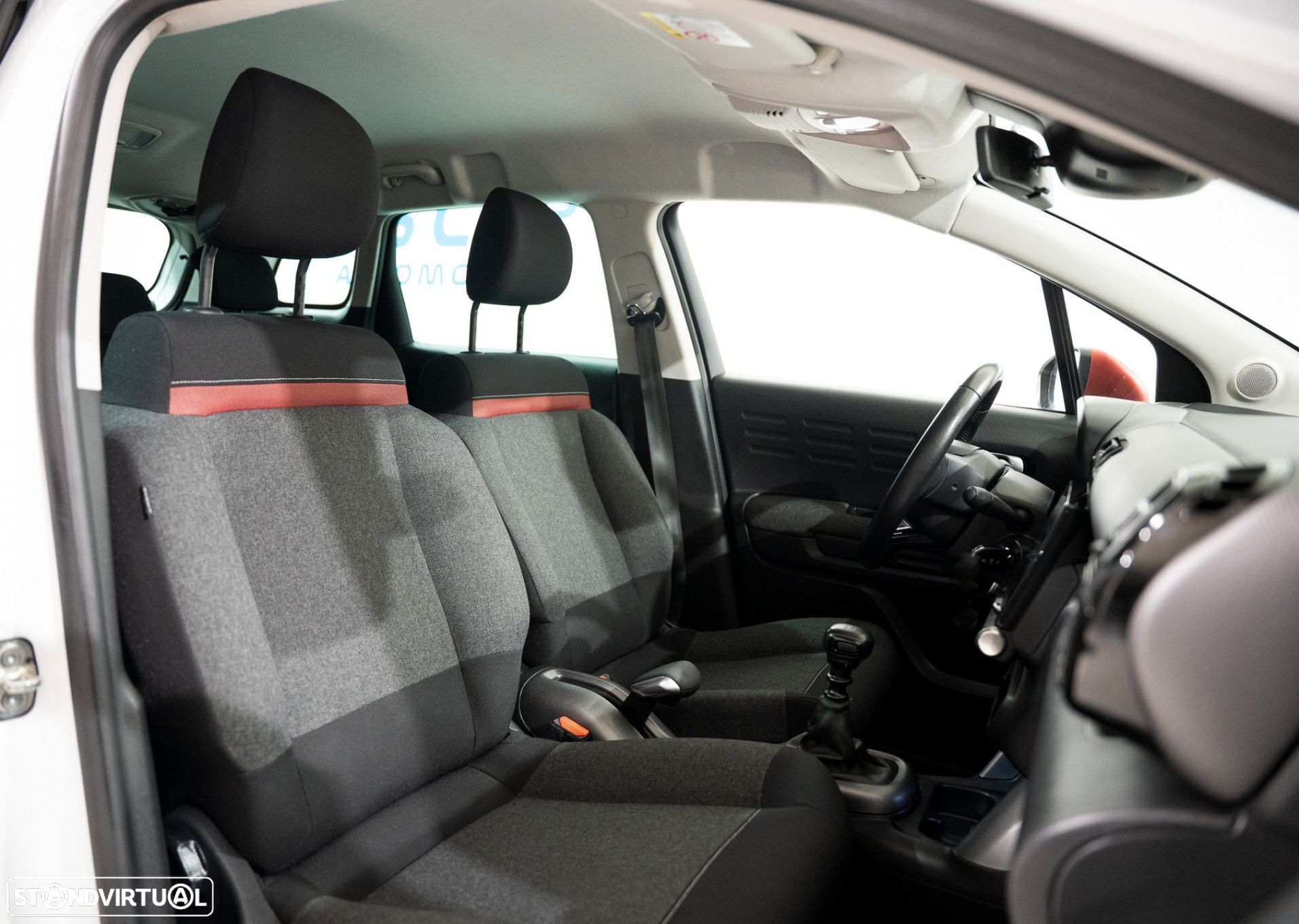Citroën C3 Aircross 1.2 PureTech C-Series - 10