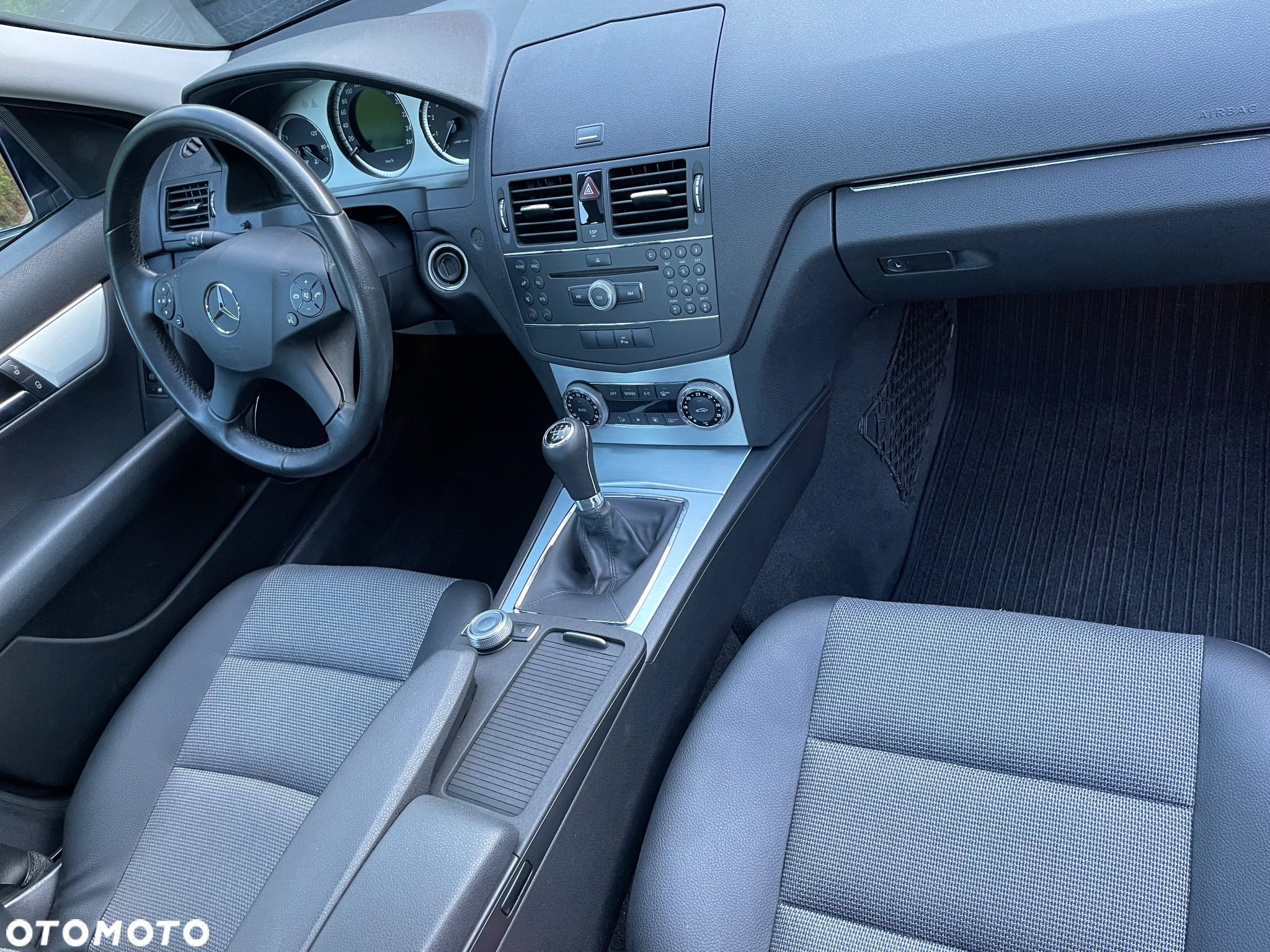 Mercedes-Benz Klasa C 180 Kompressor Avantgarde - 27