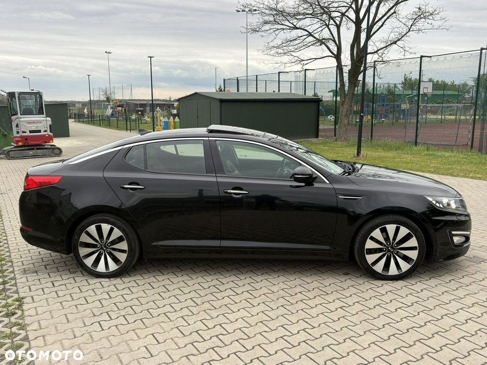 Kia Optima - 8