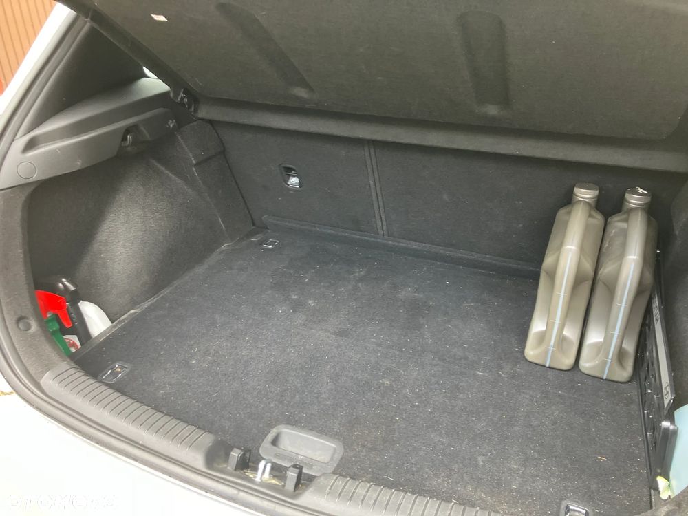 Hyundai i30 1.4 Classic + - 13