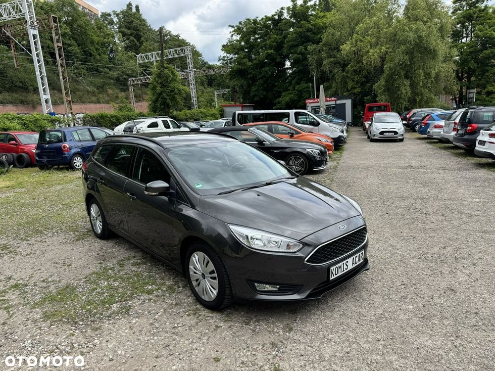 Ford Focus - 40