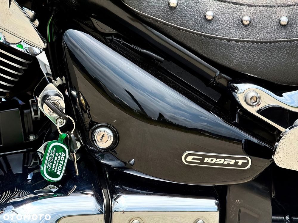 Suzuki Boulevard - 9