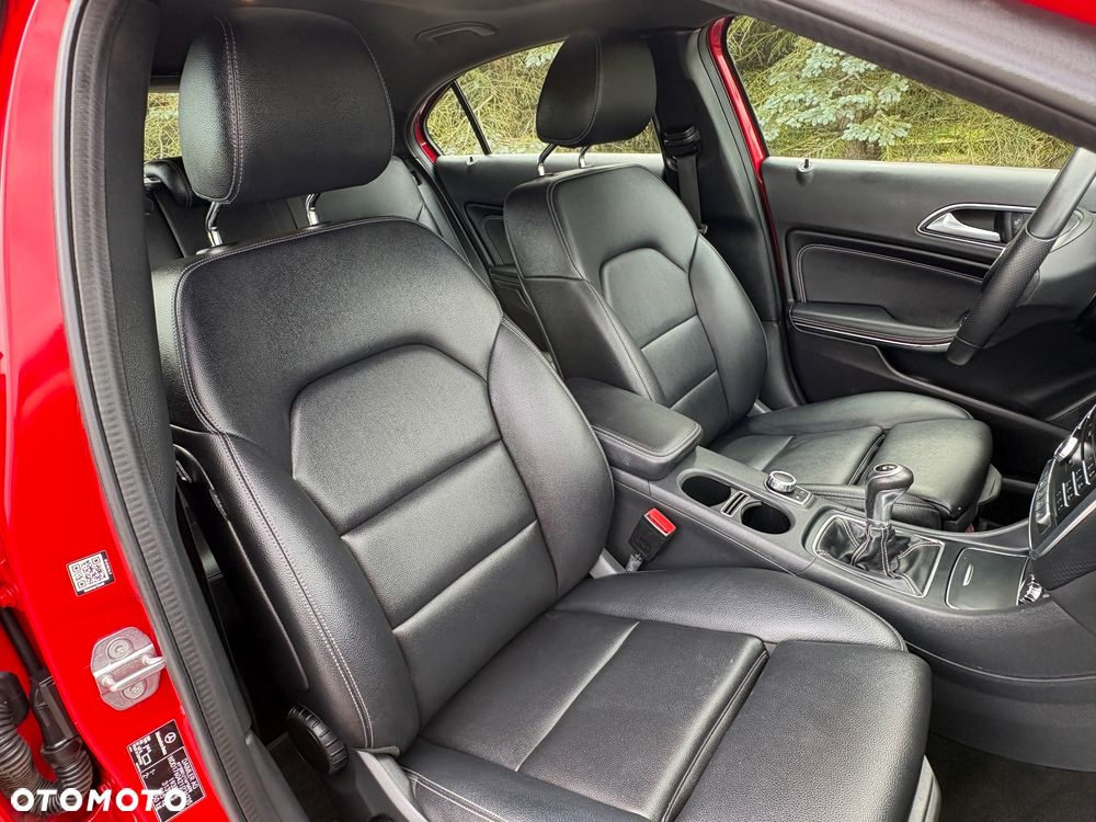 Mercedes-Benz Klasa A 180 (BlueEFFICIENCY) Urban - 12