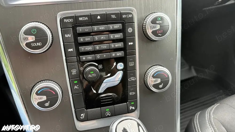 Volvo XC 60 D3 Geartronic Momentum - 7