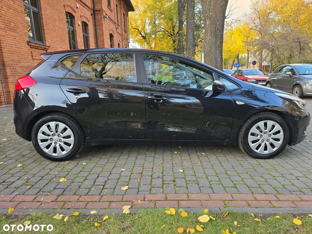 Kia Ceed - 7
