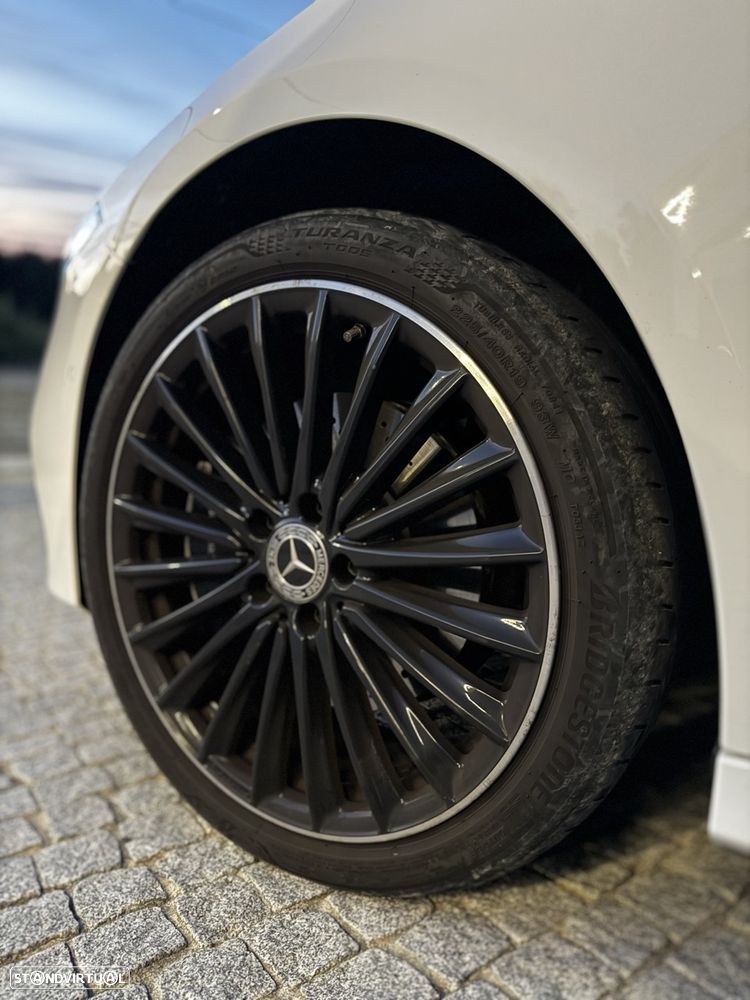 Mercedes-Benz A 250 e 8G-DCT Edition AMG Line - 11