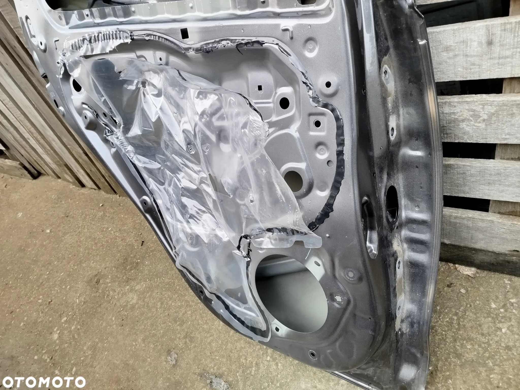 Toyota Yaris IV 4 Drzwi lewe tył - 8