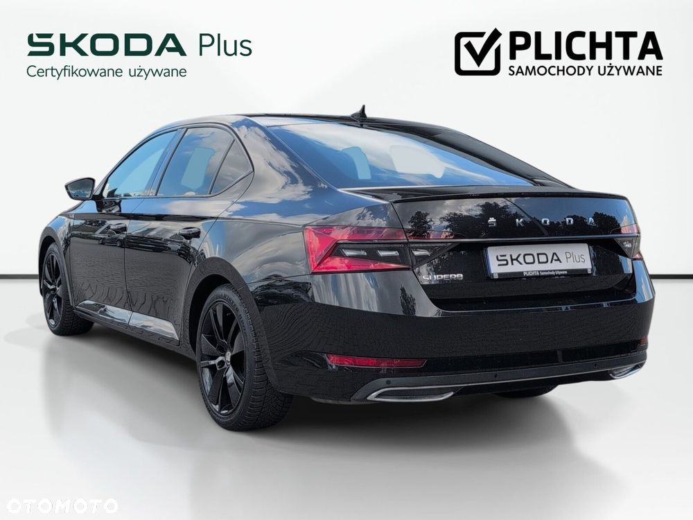 Skoda Superb 2.0 TDI SCR Sportline DSG - 8