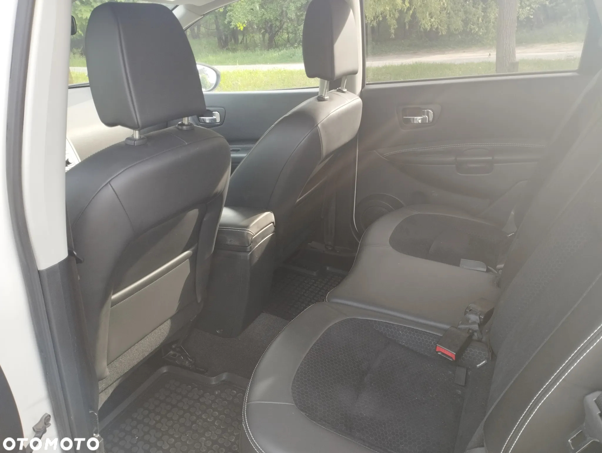 Nissan Qashqai+2 - 15