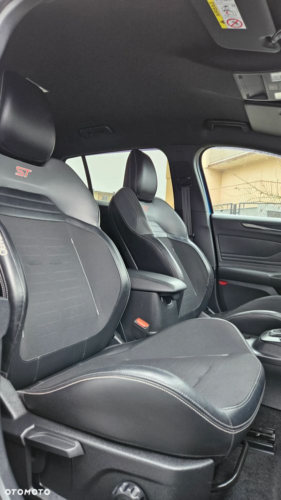 Ford Focus 2.0 EcoBlue S&S ST mit Styling-Paket - 32