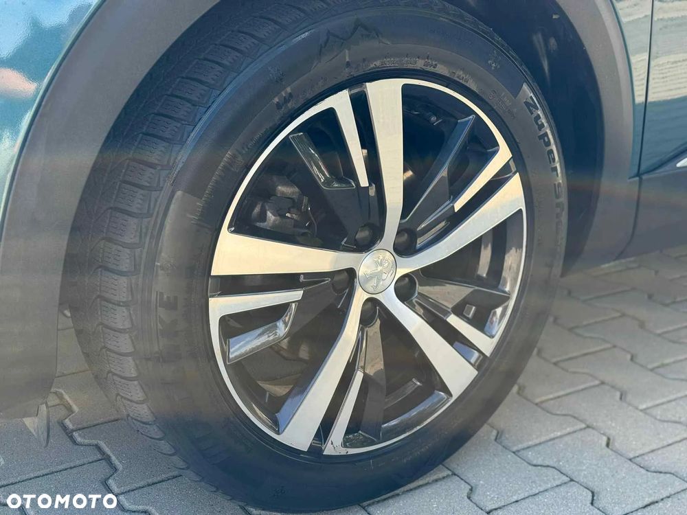 Peugeot 5008 1.5 BlueHDI Allure S&S EAT8 - 19